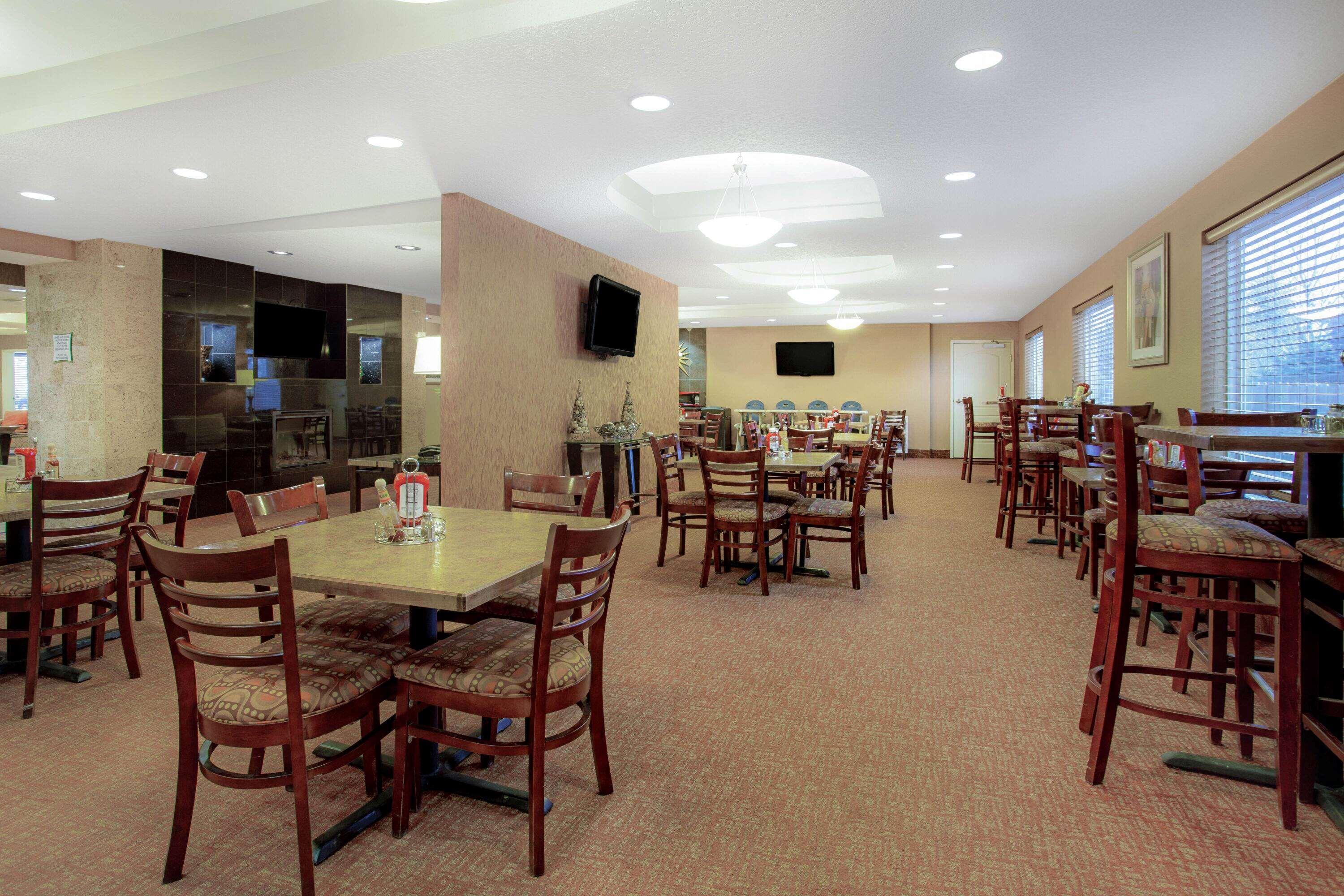 Hotel La Quinta By Wyndham 3*